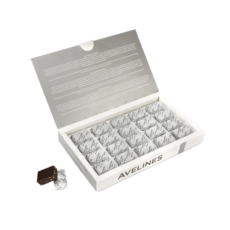 box-of-20-dark-avelines (1).jpg