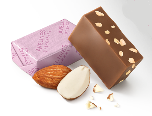 07864_Faltschachtel_Avelines_Princesses_200g_WEISS_20cm_offen_mit_Foodshot_23v2.png